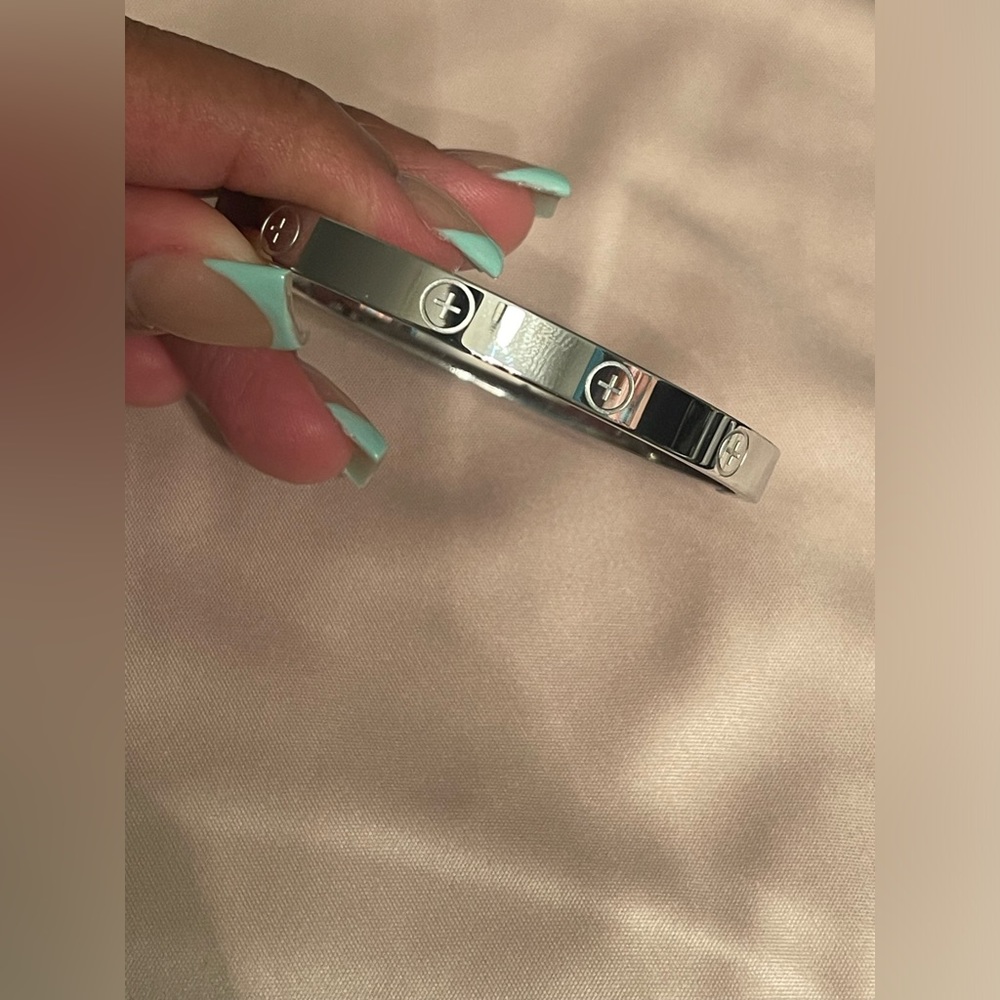 LOVE BRACELET - Picture 9 of 9